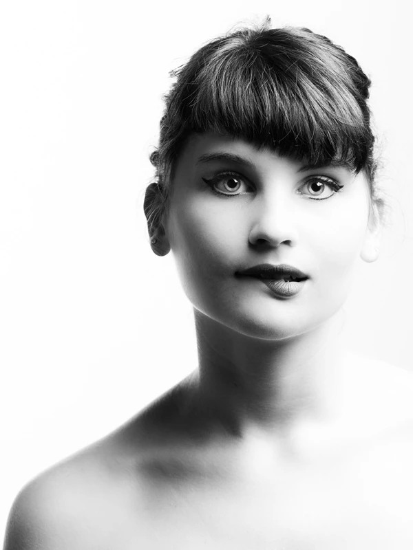 Photographe portrait de femme à Montélimar (Drôme & Ardèche) - Giuseppina Lucchesi Photografia - L'Art du Portrait